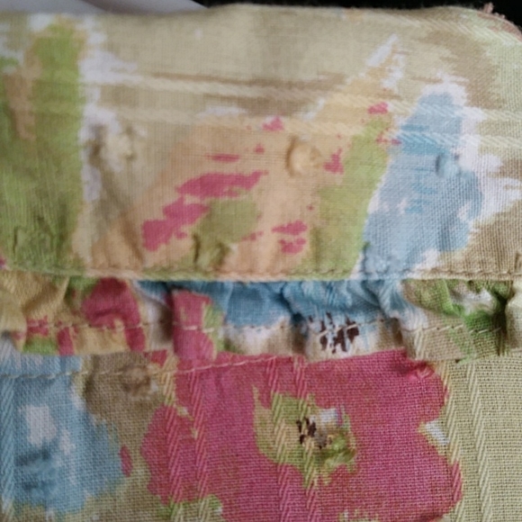 IB Diffusion Floral Ruffle Swiss Dot Button Down Top L Pink Mauve Blue - Picture 12 of 16